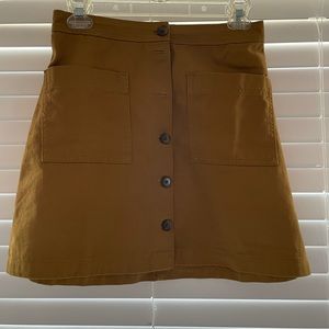 Yellow Old Navy skirt